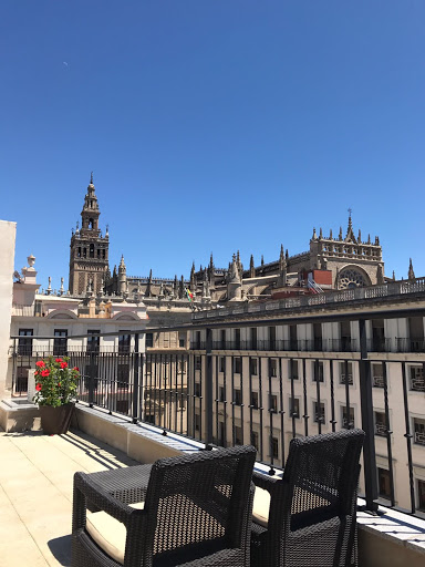 40066 welldone cathedral suites