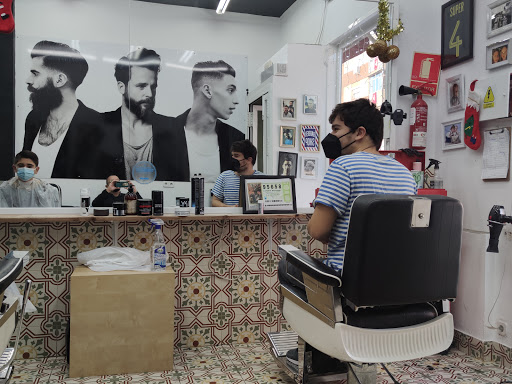 6117 aguirre peluqueros 2