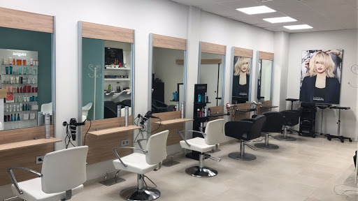 6882 anguas peluqueria