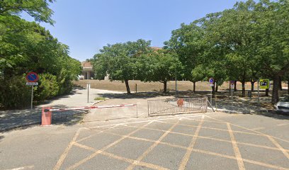 7072 aparcamiento de autoridades 1