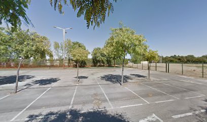 7305 aparcamiento usuarios instalaciones deportivas la cartuja 1