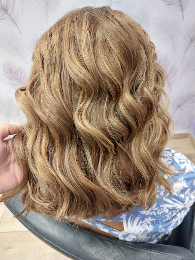 7826 athenea salon de belleza 1