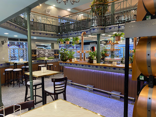 8334 baco victoria eugenia