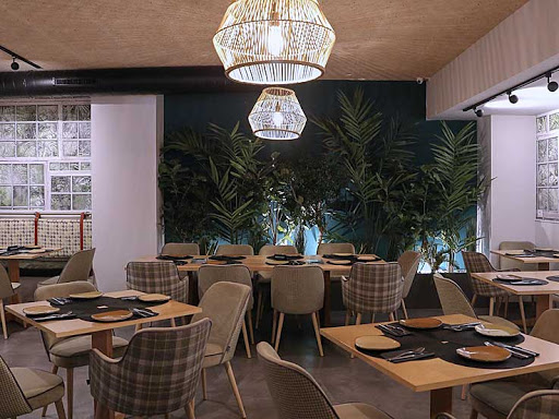 8646 bar botavino sevilla
