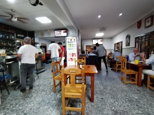 9439 bar elcano los caracoles