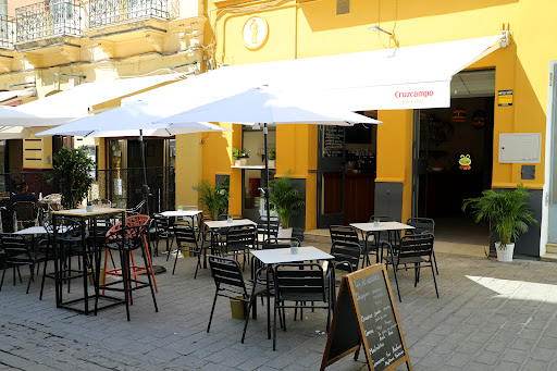 9679 bar la alcazaba