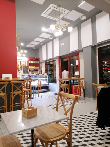 9802 bar la escondida 2