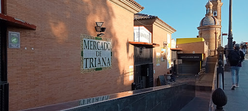 9966 bar la muralla triana 1